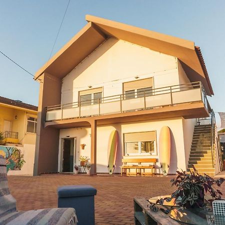 Hospedium Hostel Republica Surf House เอริเซรา ภายนอก รูปภาพ