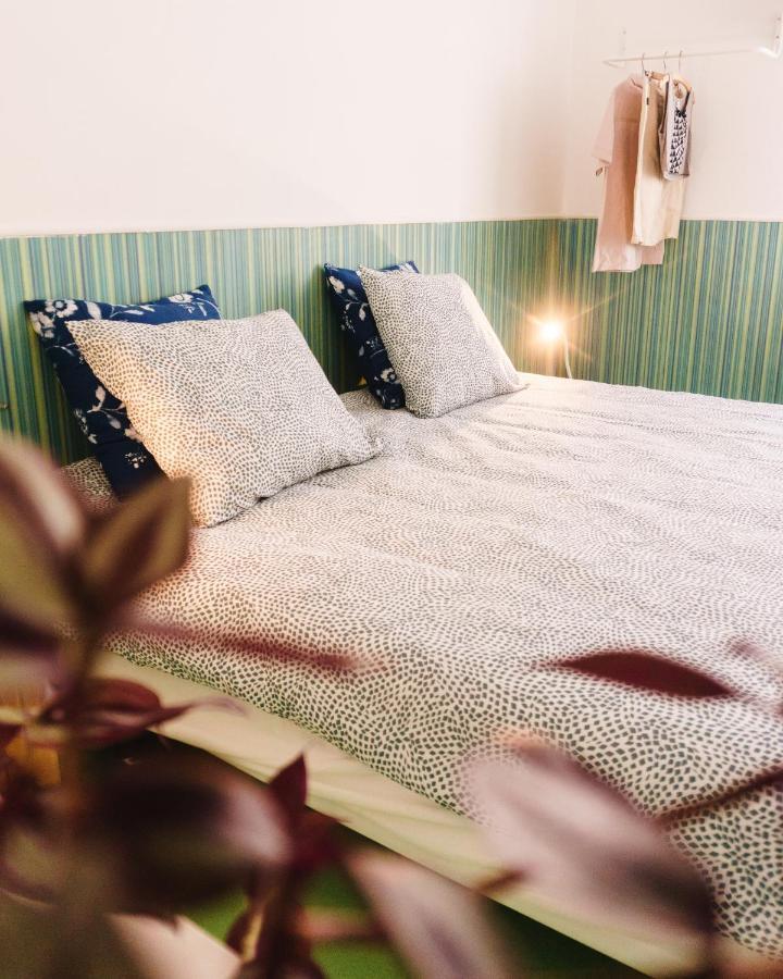 Hospedium Hostel Republica Surf House เอริเซรา ภายนอก รูปภาพ