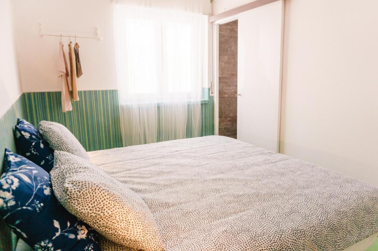 Hospedium Hostel Republica Surf House เอริเซรา ภายนอก รูปภาพ