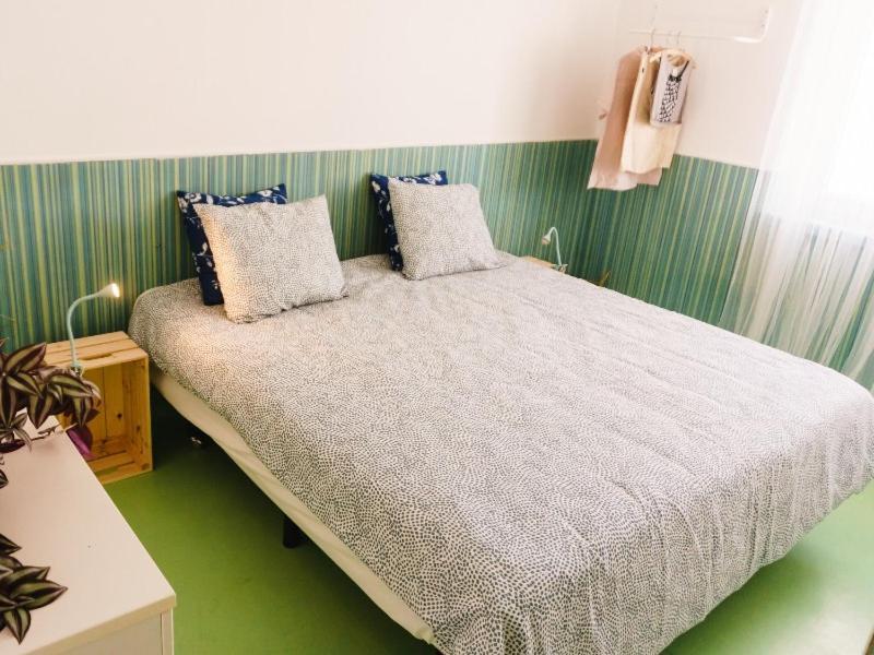 Hospedium Hostel Republica Surf House เอริเซรา ภายนอก รูปภาพ