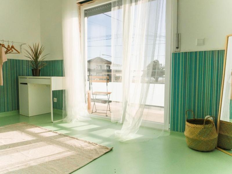 Hospedium Hostel Republica Surf House เอริเซรา ภายนอก รูปภาพ